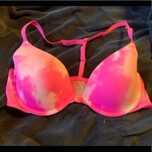 Victoria’s Secret bra